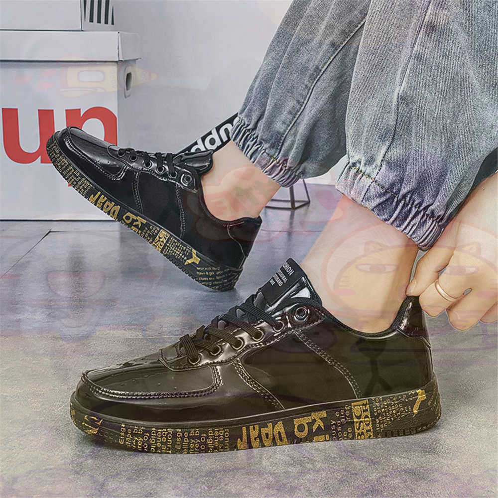 Round Foot Size 45 Sneakers Wh - Office Tech Design review and price